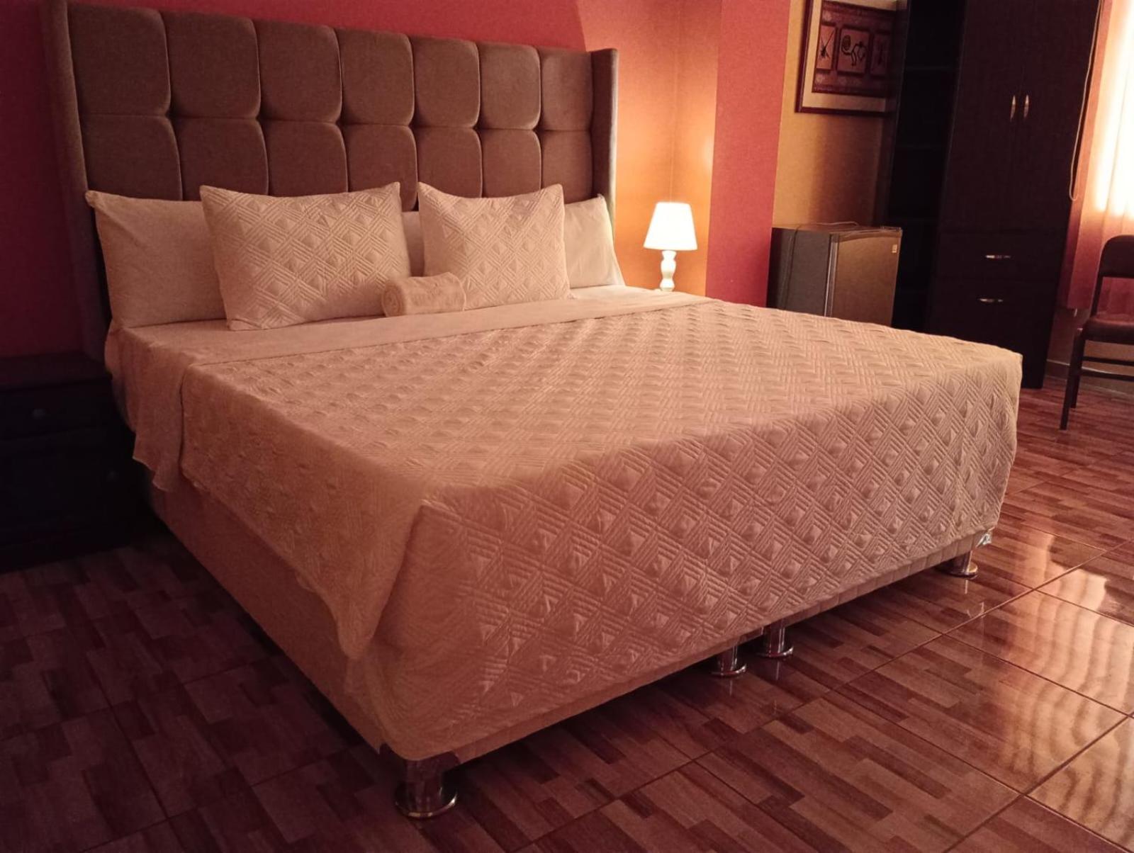Madison Suite Tacna Ngoại thất bức ảnh